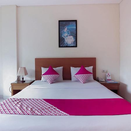 Capital O Galaxy Inn Bandung Eksteriør billede
