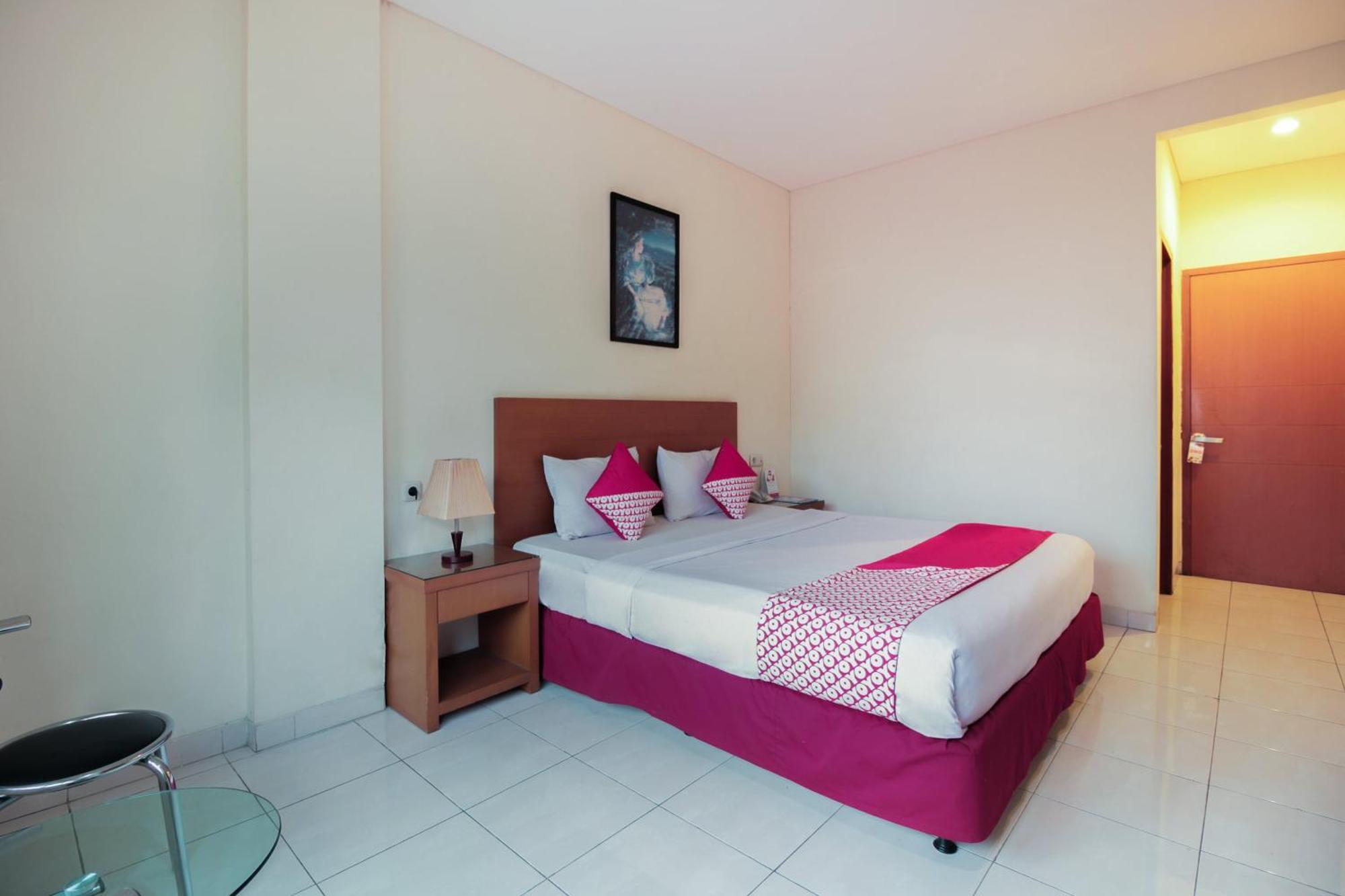 Capital O Galaxy Inn Bandung Eksteriør billede