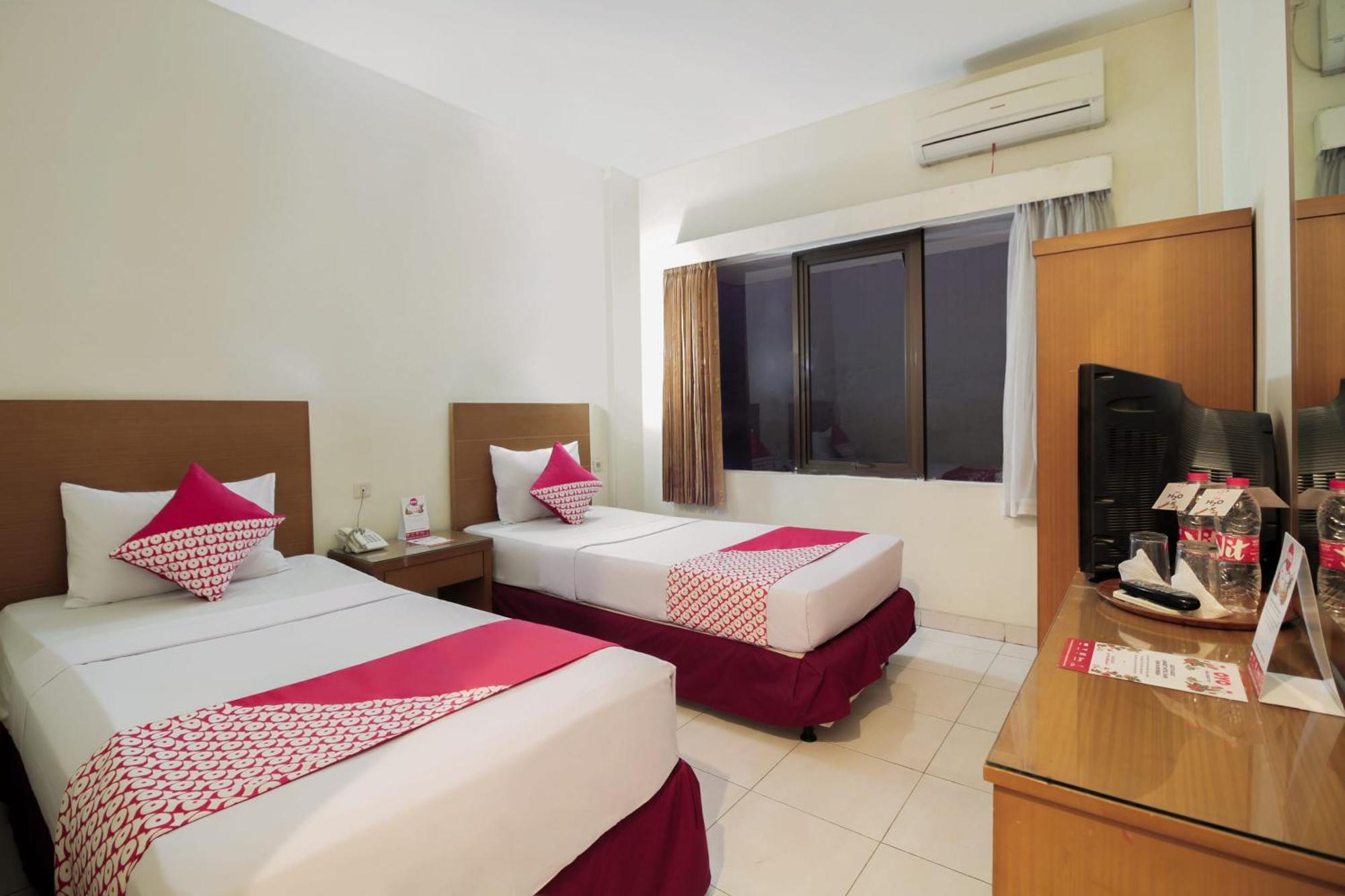 Capital O Galaxy Inn Bandung Eksteriør billede