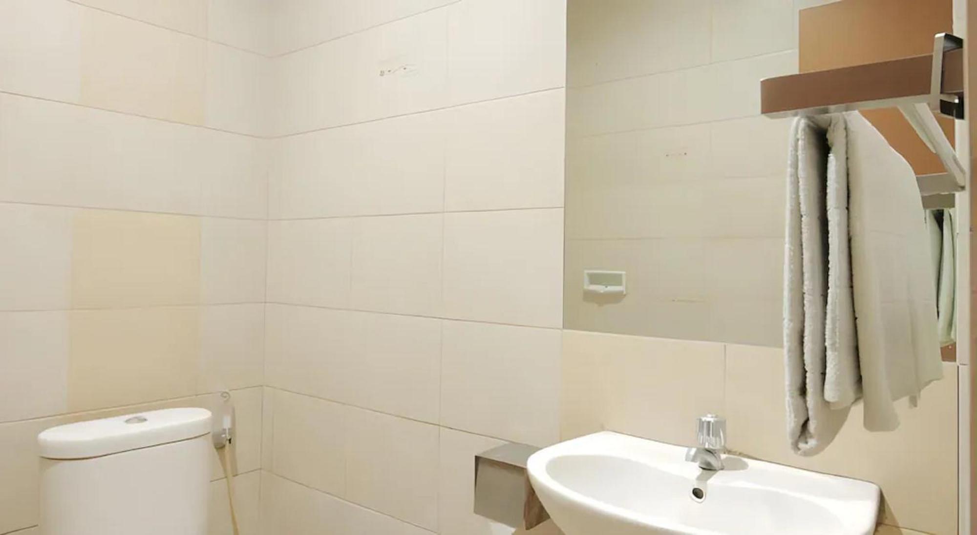 Capital O Galaxy Inn Bandung Eksteriør billede